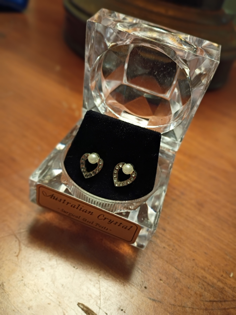 Heart Pearl Crystal Stud Earrings - White